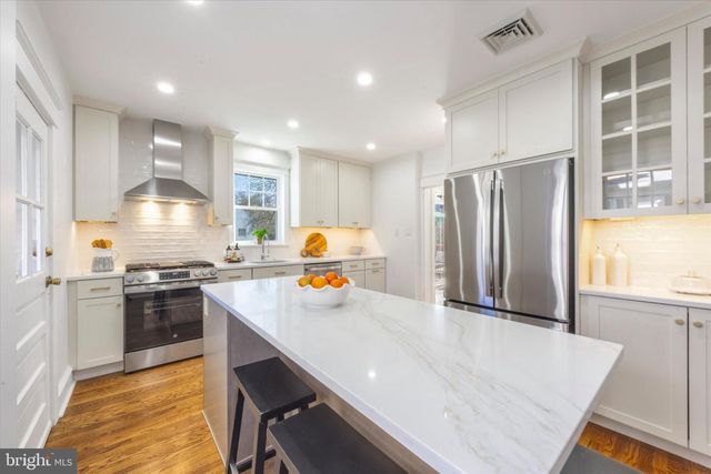 919 LINDALE AVE, Drexel Hill, PA 19026