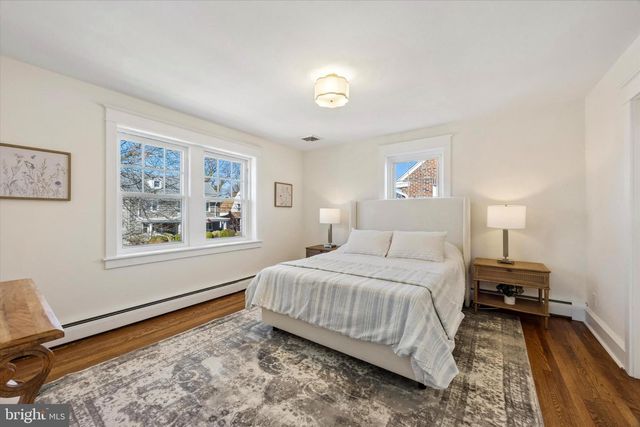 919 LINDALE AVE, Drexel Hill, PA 19026