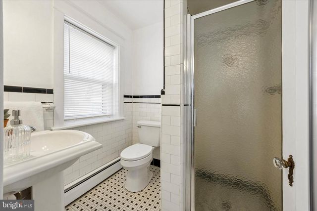 919 LINDALE AVE, Drexel Hill, PA 19026