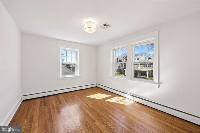 919 LINDALE AVE, Drexel Hill, PA 19026