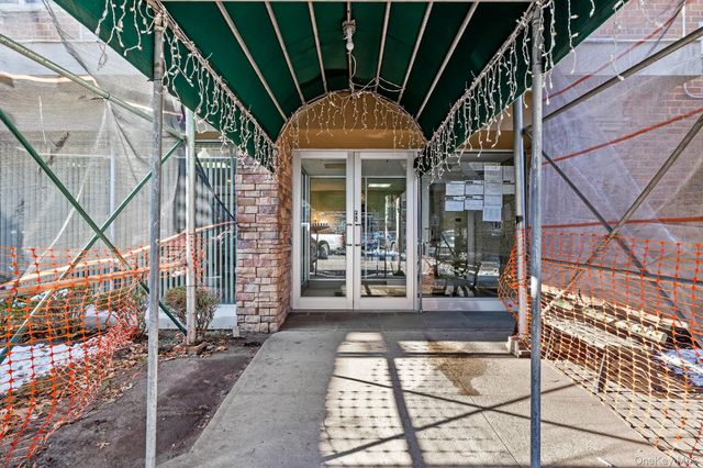 88-08 151st Avenue 1B, Howard Beach, NY 11414