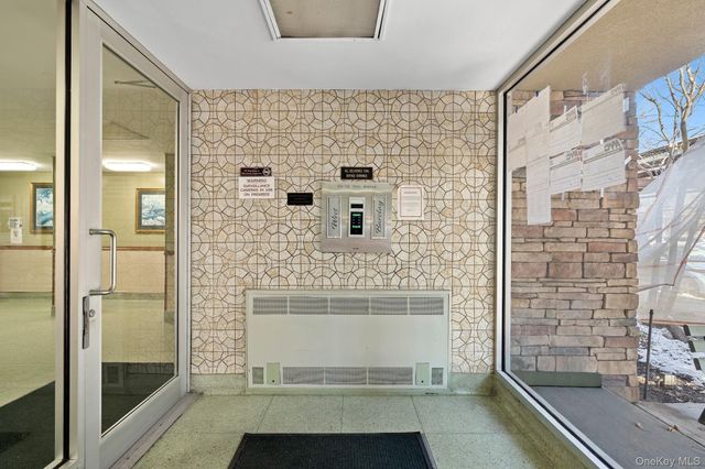 88-08 151st Avenue 1B, Howard Beach, NY 11414