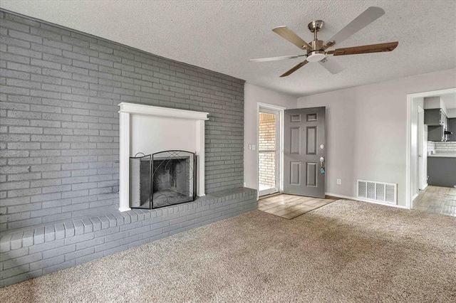 9701 NE 3rd Place, Midwest City, OK 73130