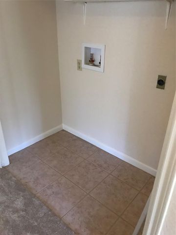 10806 West Lakeview DR, Jonestown, TX 78645