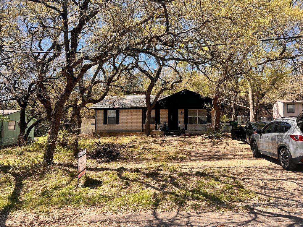 10806 West Lakeview DR, Jonestown, TX 78645