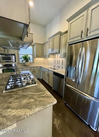 218 Brightwood Drive, Lafayette, LA 70508