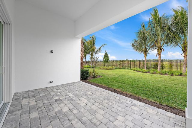 10720 Northbrook Circle, Palm Beach Gardens, FL 33412