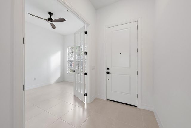 10720 Northbrook Circle, Palm Beach Gardens, FL 33412