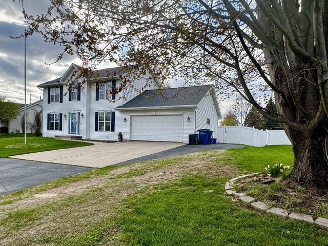 2861 HAWKS NEST TRAIL, Howard, WI 54313