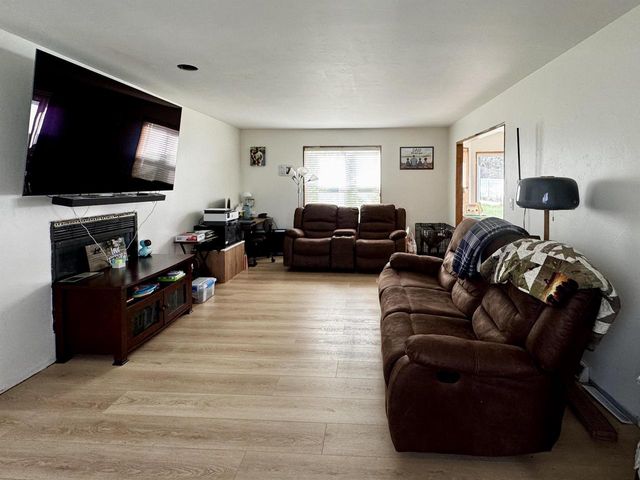 2861 HAWKS NEST TRAIL, Howard, WI 54313