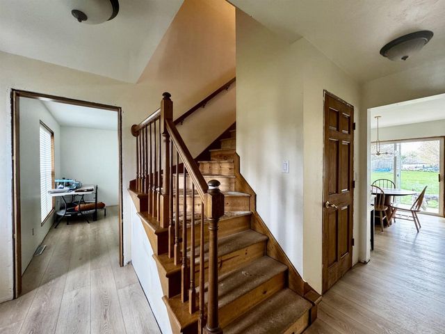 2861 HAWKS NEST TRAIL, Howard, WI 54313