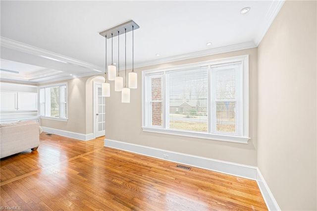 635 Oak Summit Road, Winston-salem, NC 27105