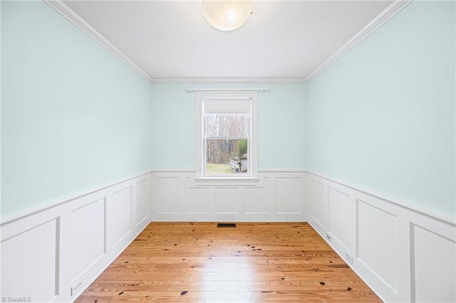 635 Oak Summit Road, Winston-salem, NC 27105