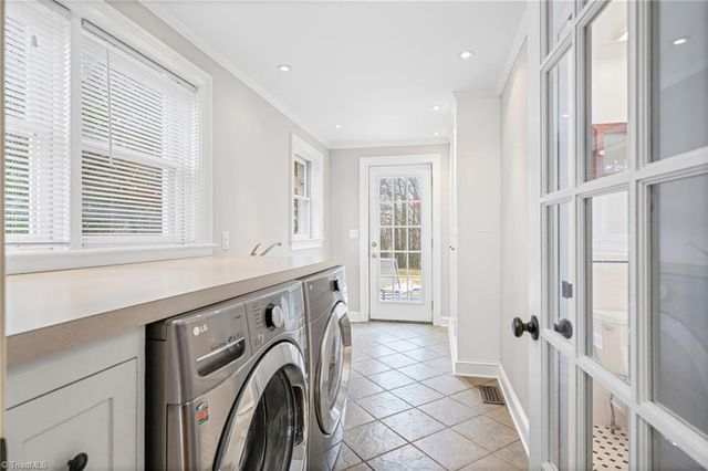 635 Oak Summit Road, Winston-salem, NC 27105