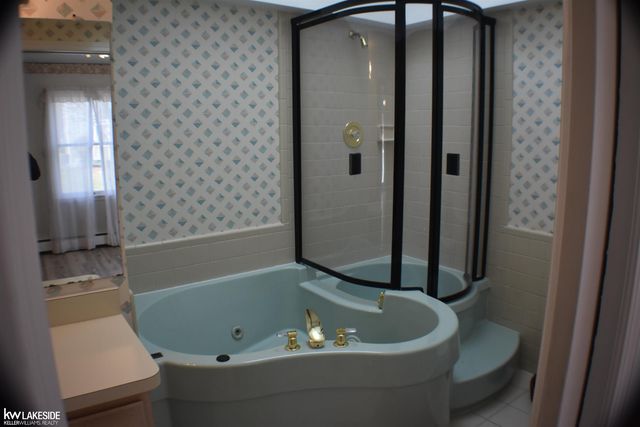 3405 Hemlock Court, East China, MI 48054