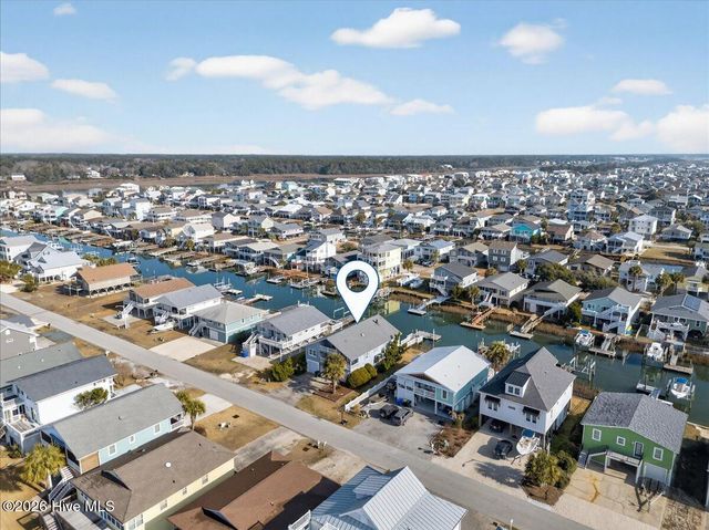 38 Laurinburg Street, Ocean Isle Beach, NC 28469