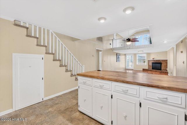 38 Laurinburg Street, Ocean Isle Beach, NC 28469