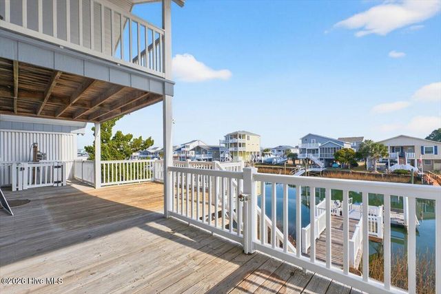 38 Laurinburg Street, Ocean Isle Beach, NC 28469