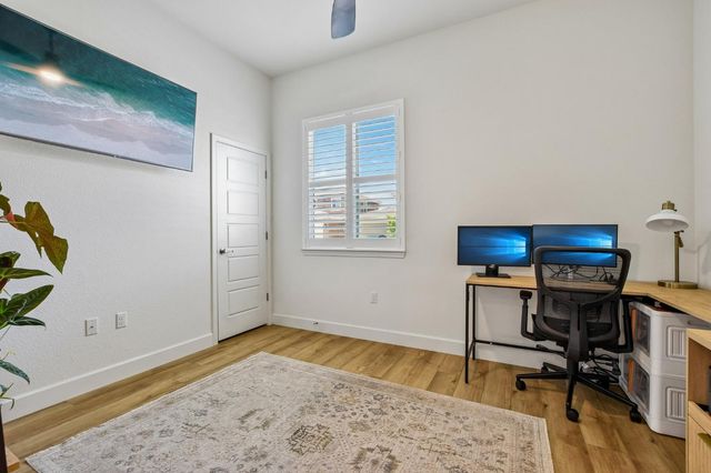5730 Waterstone St, Sacramento, CA 95835