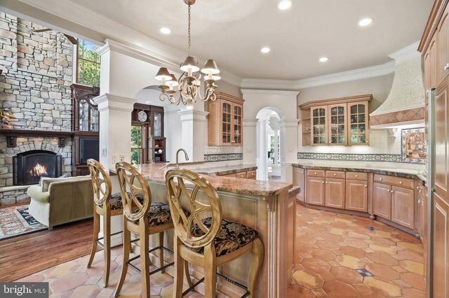 982 STONINGTON DR, Arnold, MD 21012