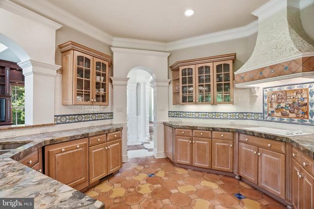 982 STONINGTON DR, Arnold, MD 21012