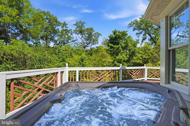 982 STONINGTON DR, Arnold, MD 21012