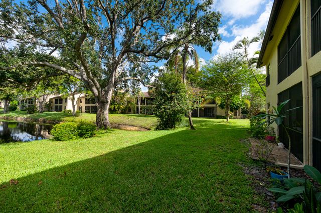 3077 Carambola Circle S, Coconut Creek, FL 33066