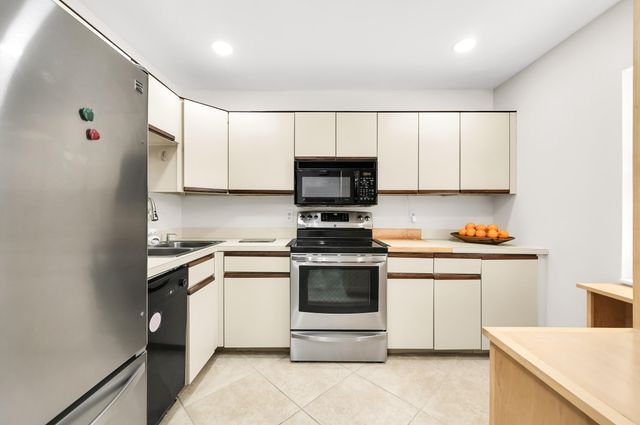 3077 Carambola Circle S, Coconut Creek, FL 33066