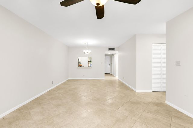 3077 Carambola Circle S, Coconut Creek, FL 33066