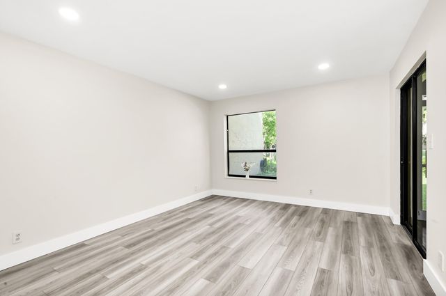 3077 Carambola Circle S, Coconut Creek, FL 33066