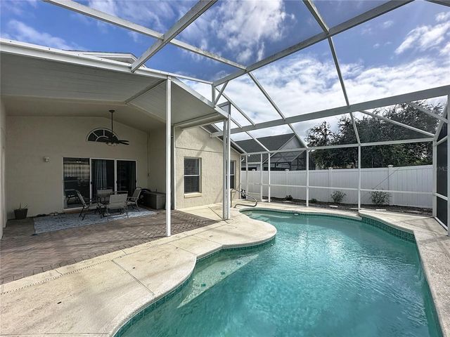 866 KNIGHTSBRIDGE CIR, Davenport, FL 33896