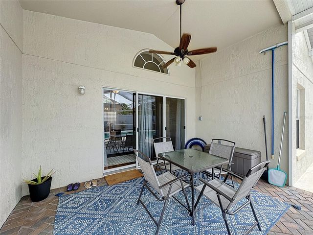 866 KNIGHTSBRIDGE CIR, Davenport, FL 33896