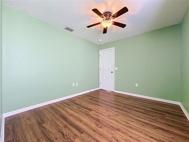 866 KNIGHTSBRIDGE CIR, Davenport, FL 33896