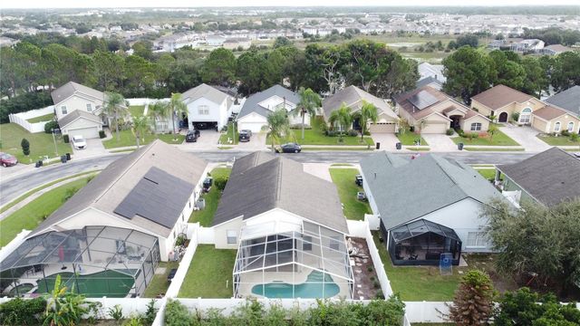 866 KNIGHTSBRIDGE CIR, Davenport, FL 33896