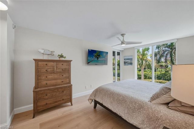 4401 Gulf Shore BLVD N B202, Naples, FL 34103