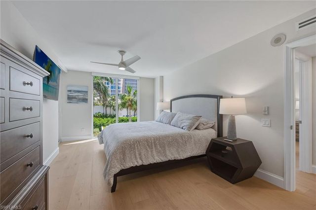 4401 Gulf Shore BLVD N B202, Naples, FL 34103