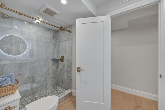 4401 Gulf Shore BLVD N B202, Naples, FL 34103