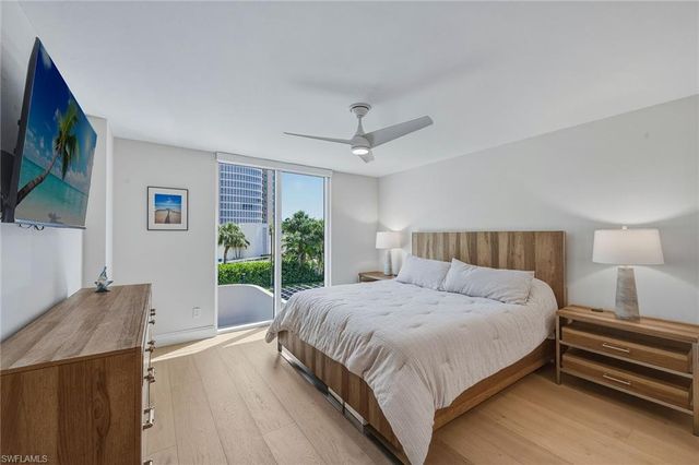 4401 Gulf Shore BLVD N B202, Naples, FL 34103