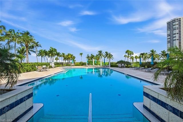 4401 Gulf Shore BLVD N B202, Naples, FL 34103