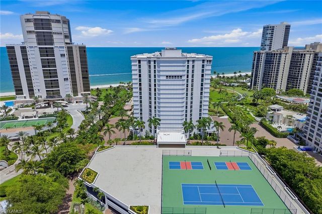 4401 Gulf Shore BLVD N B202, Naples, FL 34103