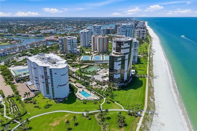 4401 Gulf Shore BLVD N B202, Naples, FL 34103