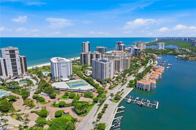 4401 Gulf Shore BLVD N B202, Naples, FL 34103