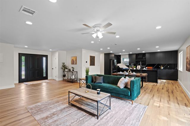 6303 Bexton CIR, Austin, TX 78745