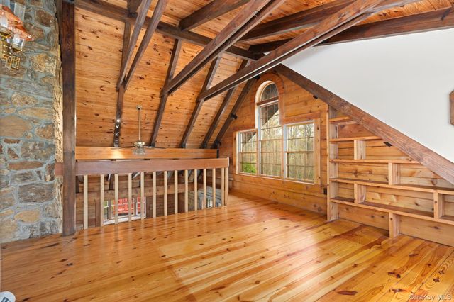 117 S Quaker Hill Road, Pawling, NY 12564