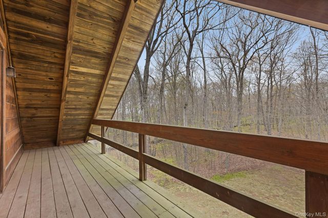117 S Quaker Hill Road, Pawling, NY 12564