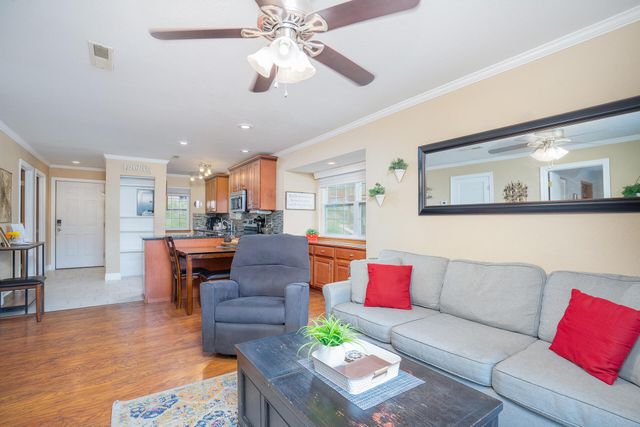 19 Gold Finch Drive 1, Branson, MO 65616