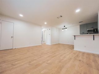 1815 Gracy Farms LN A, Austin, TX 78758