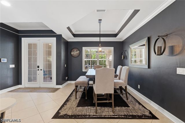 445 12th AVE NW, Naples, FL 34120