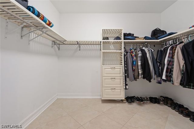 445 12th AVE NW, Naples, FL 34120