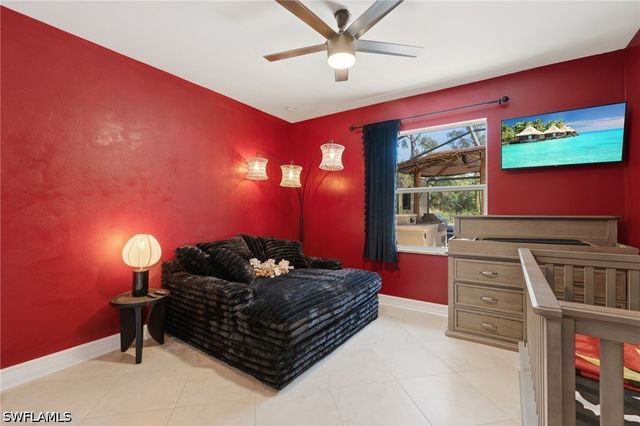 445 12th AVE NW, Naples, FL 34120